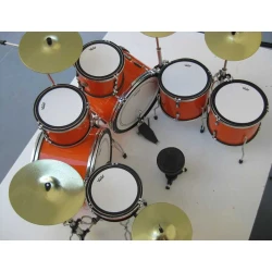 EXCLUSIEF miniatuur drumstel QUEEN Luxe uitvoering, dubbele bas met veel details