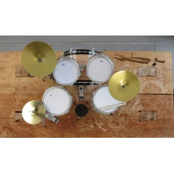 Drumstel YAMAHA  -Stage Custom Studio-  light Oak  EXCLUSIEF model - met veel details