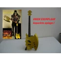 Cort GS Axe-2  Gene Simmons (KISS) basgitaar \'GOLD \' End of the road  SIGNED !!!