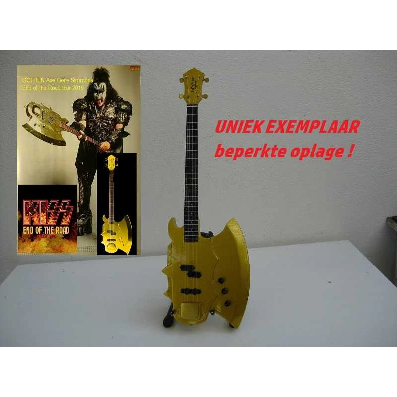 Cort GS Axe-2  Gene Simmons (KISS) basgitaar 'GOLD ' End of the road  SIGNED !!!