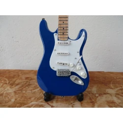 Gitarre Fender Stratocaster, inklusive Mark Knopfler – Dire Straits –