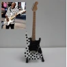 Gitarre Fender Stratocaster Buddy GuyBuddy Guy Standard Stratocaster Maple Fingerboard Polka Dot Finish