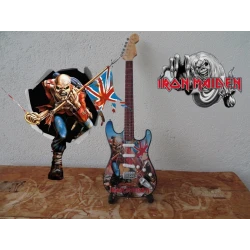 Gitaar Fender Stratocaster 'THE TROOPER' van Iron Maiden