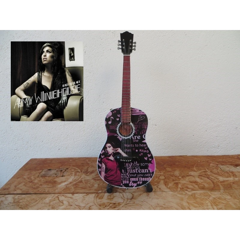 Akustische Gitarre AMY WINEHOUSE tribute