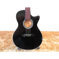 Gitaar Takamine classic guitar Bon Jovi